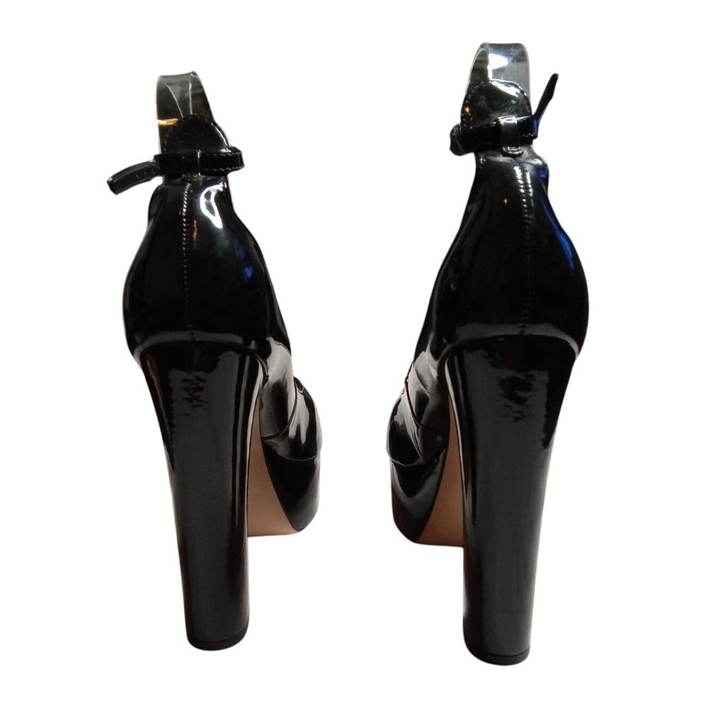 The Schutz Renee Patent Pump/Black - 7.5 B - Picture 3 of 5